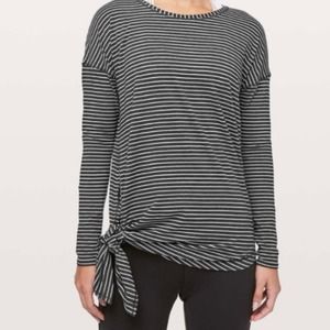 Lululemon To The Point‎ Long-Sleeve Modern Stripe Heathered Black Shirt Size 6